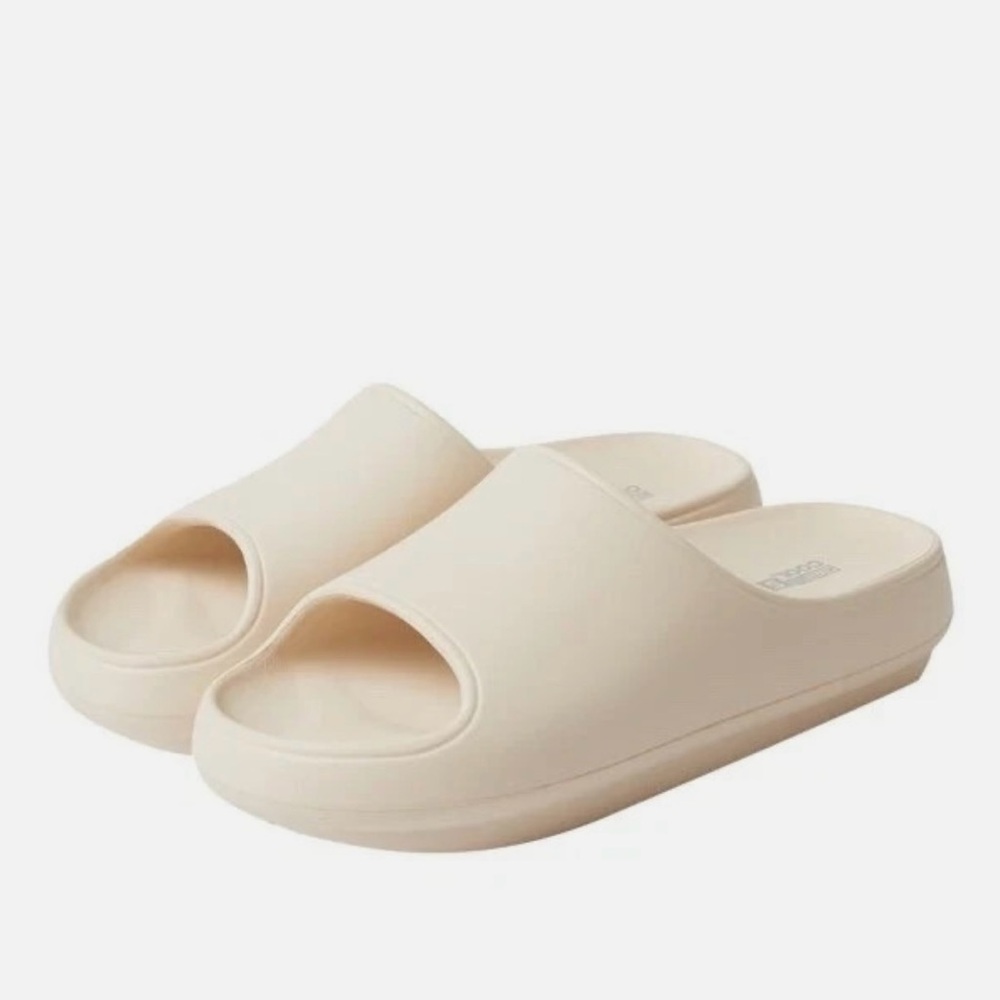 New 32 Degrees Unisex Cushion Slides Ivory Cool Sandals QUIK SHIP